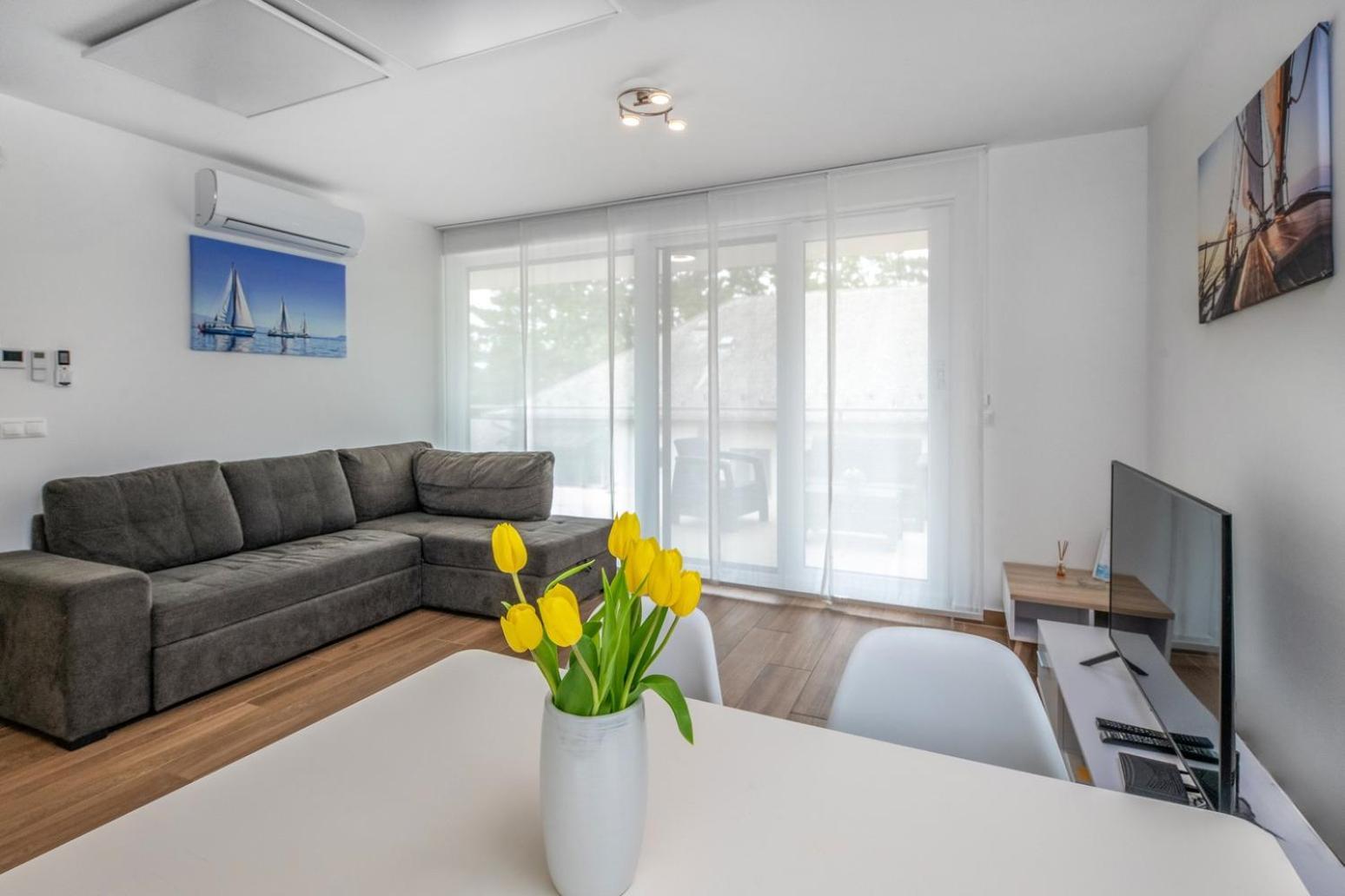 Anchor Apartman By HelloБалатонлеле Екстериор снимка