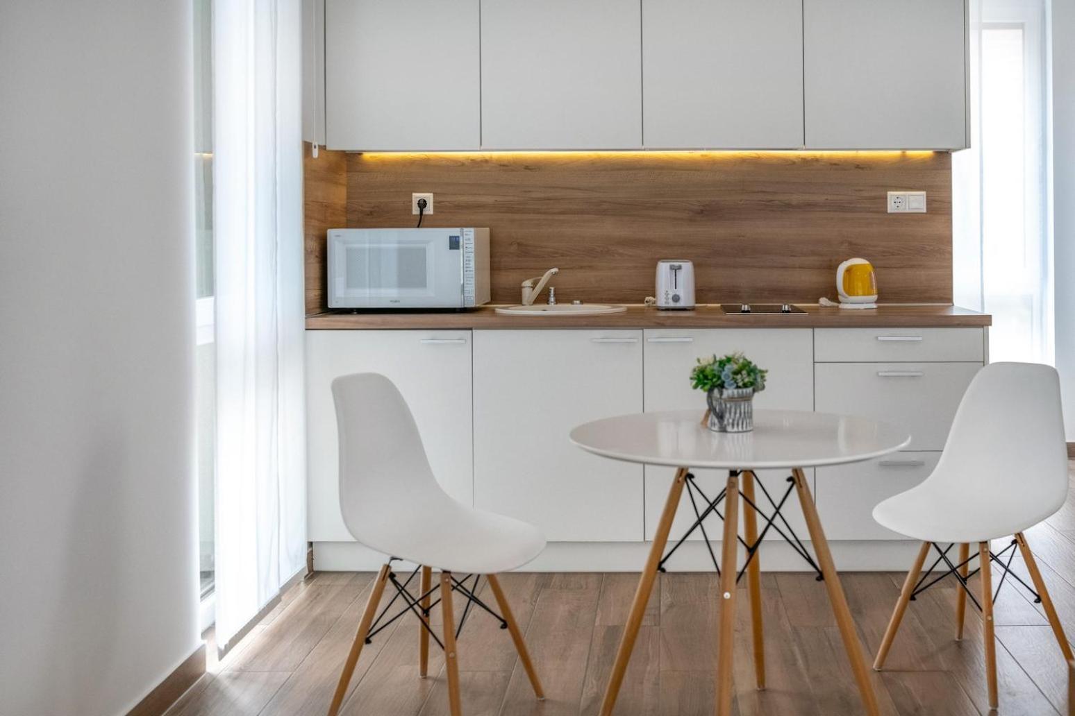 Anchor Apartman By HelloБалатонлеле Екстериор снимка